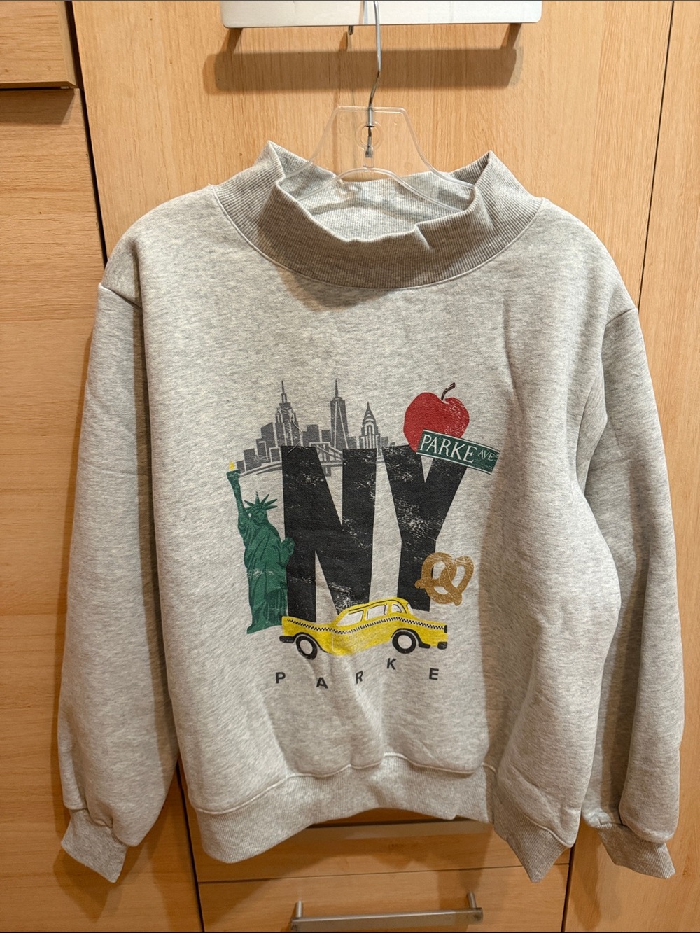 Parke NY Graphic Mockneck NWT - Picture 2 of 4
